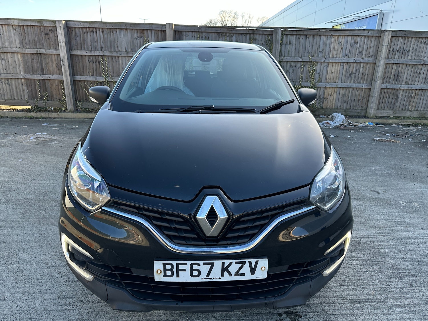 Used Renault Captur for sale - 77931798: Photo 3
