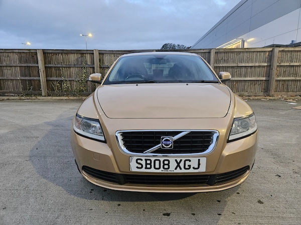 Used Volvo S40 2008 for sale - 76273772: Photo 2