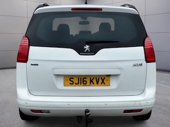 Used Peugeot 5008 2016 for sale - 79455031: Photo
