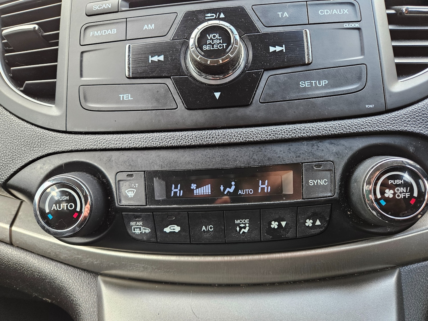 Used Honda CR-V for sale - 76531517: Photo 18