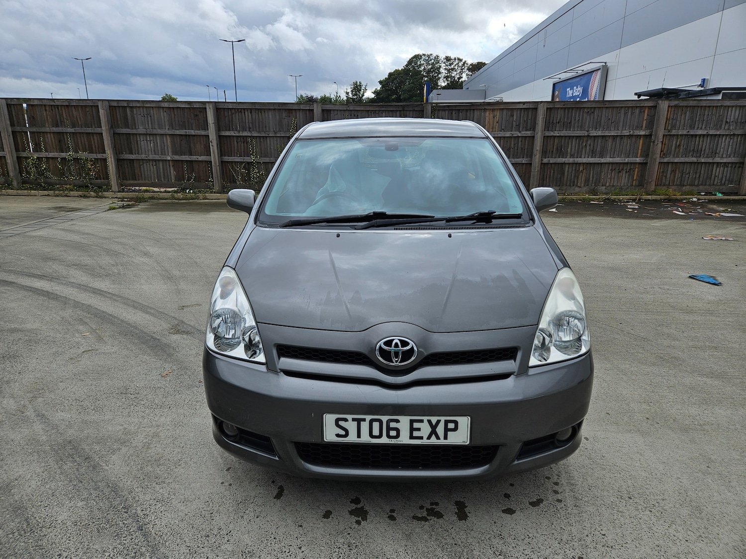Used Toyota Corolla Verso 2006 for sale - 76531526: Photo 3