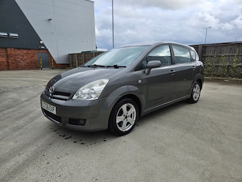 Used Toyota Corolla Verso 2006 for sale - 76531526: Photo