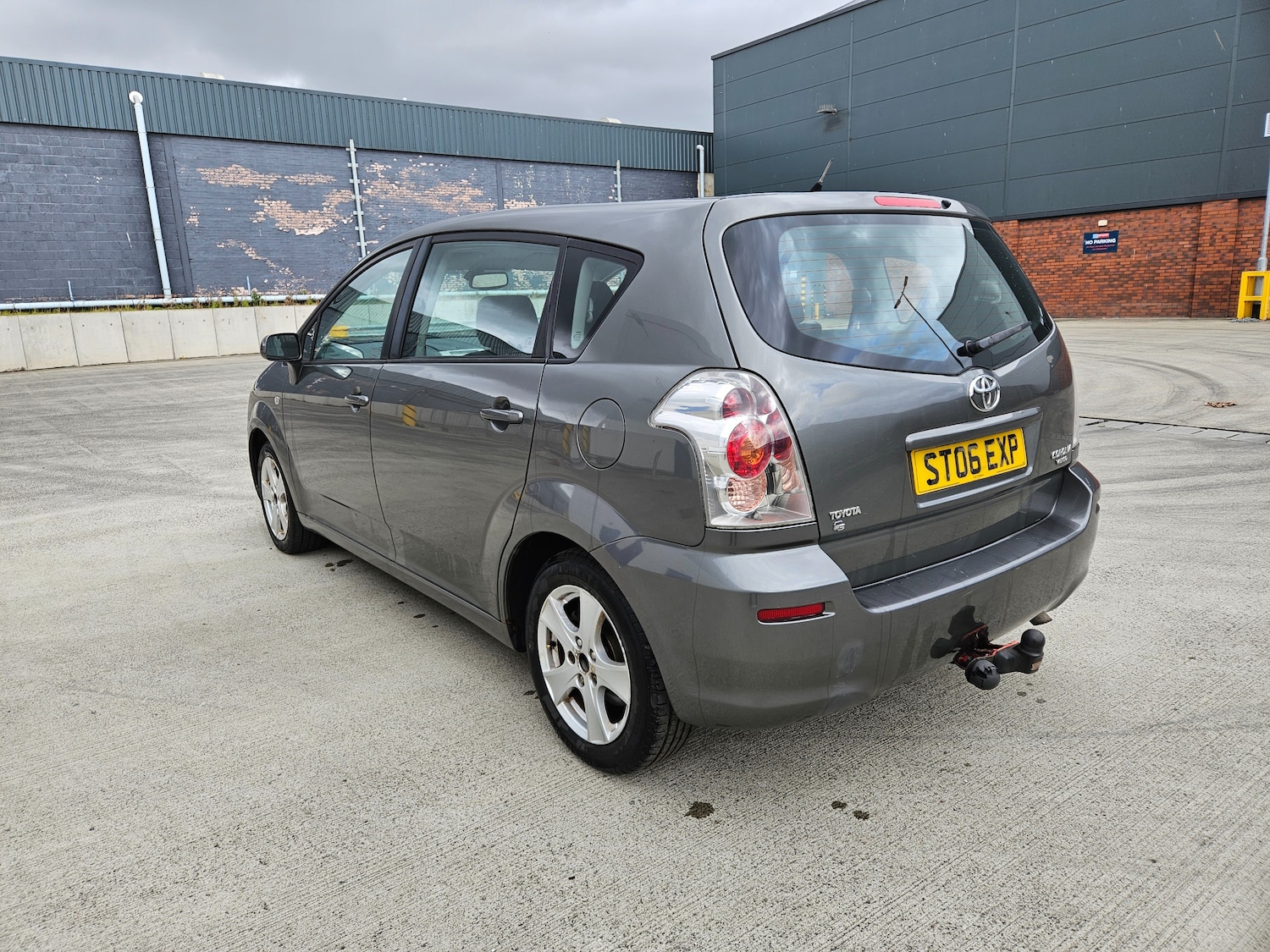 Used Toyota Corolla Verso 2006 for sale - 76531526: Photo 6