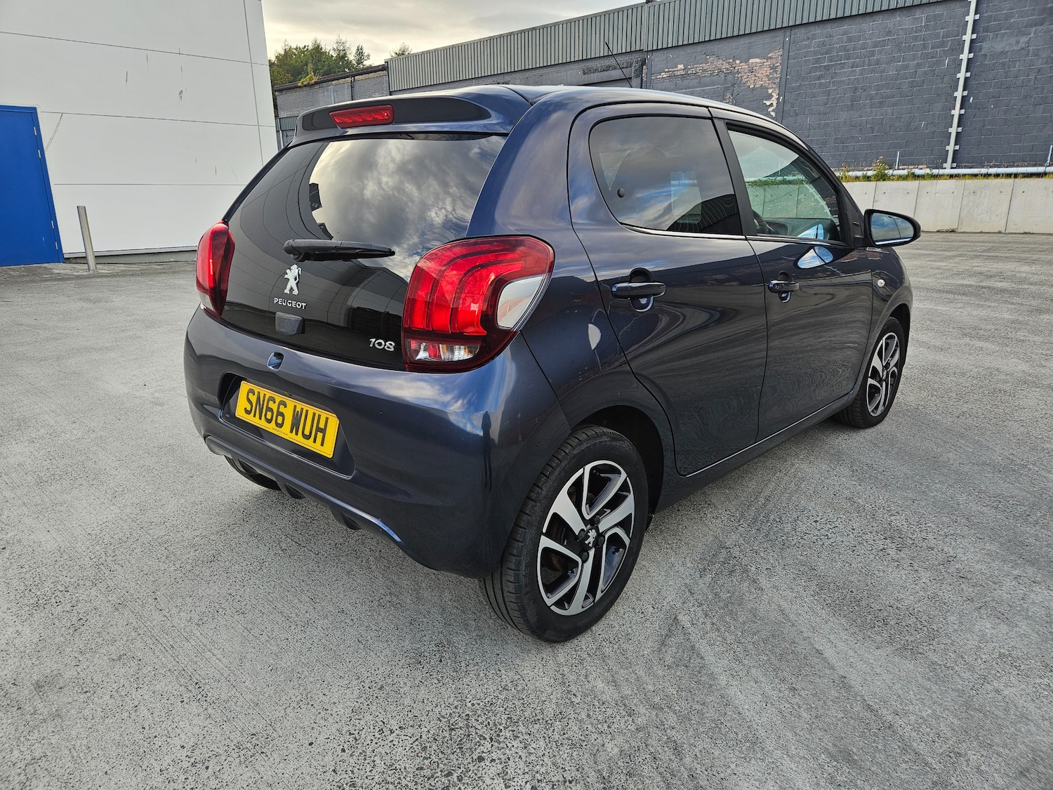 Vehicle 4