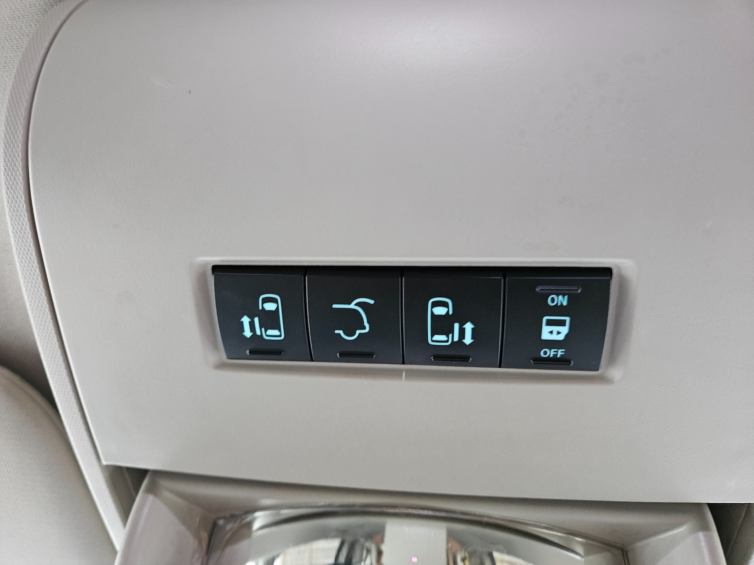 Used Chrysler Grand Voyager 2011 for sale - 77164247: Photo 23