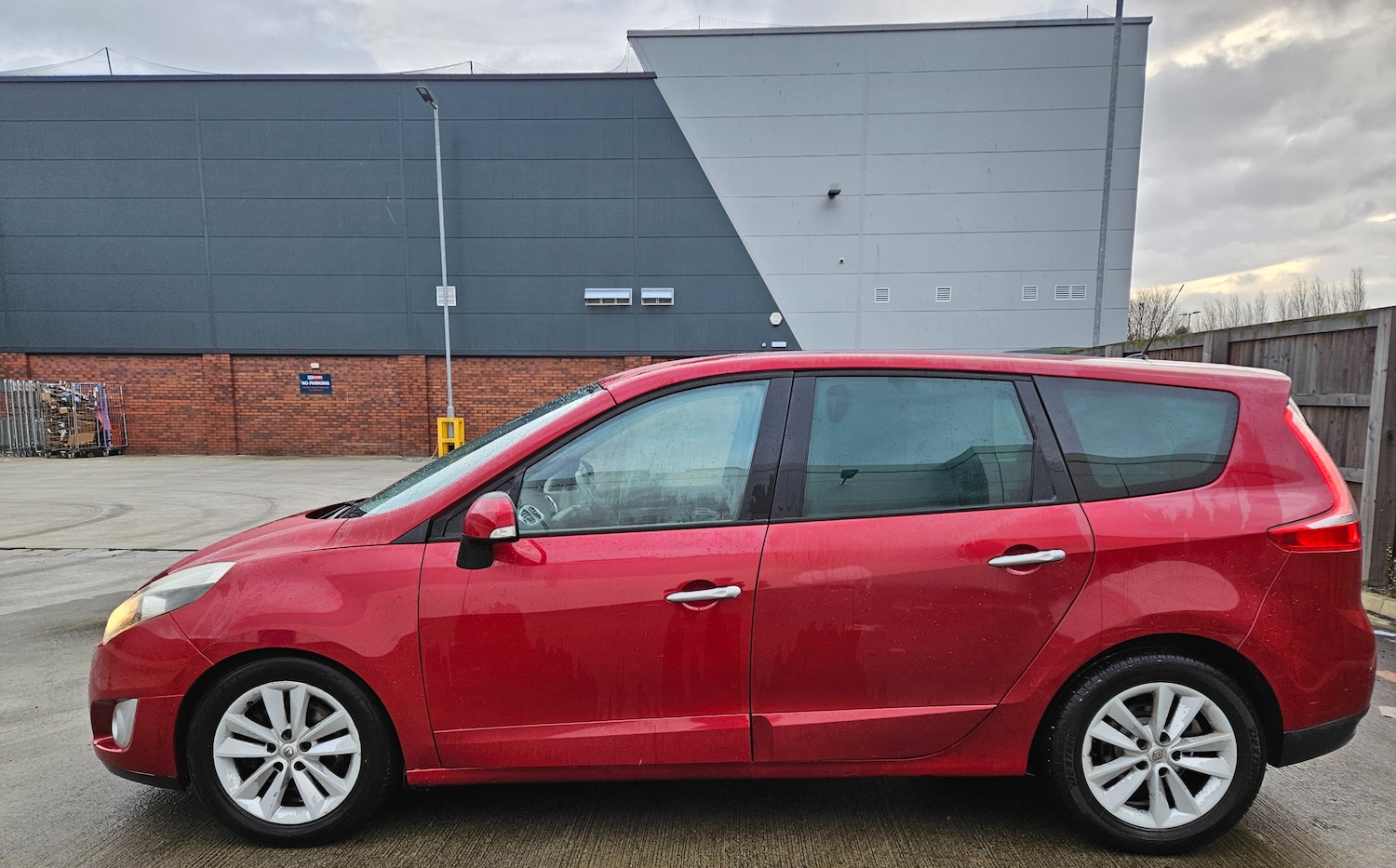 Used Renault Grand Scenic for sale - 76919117: Photo 5