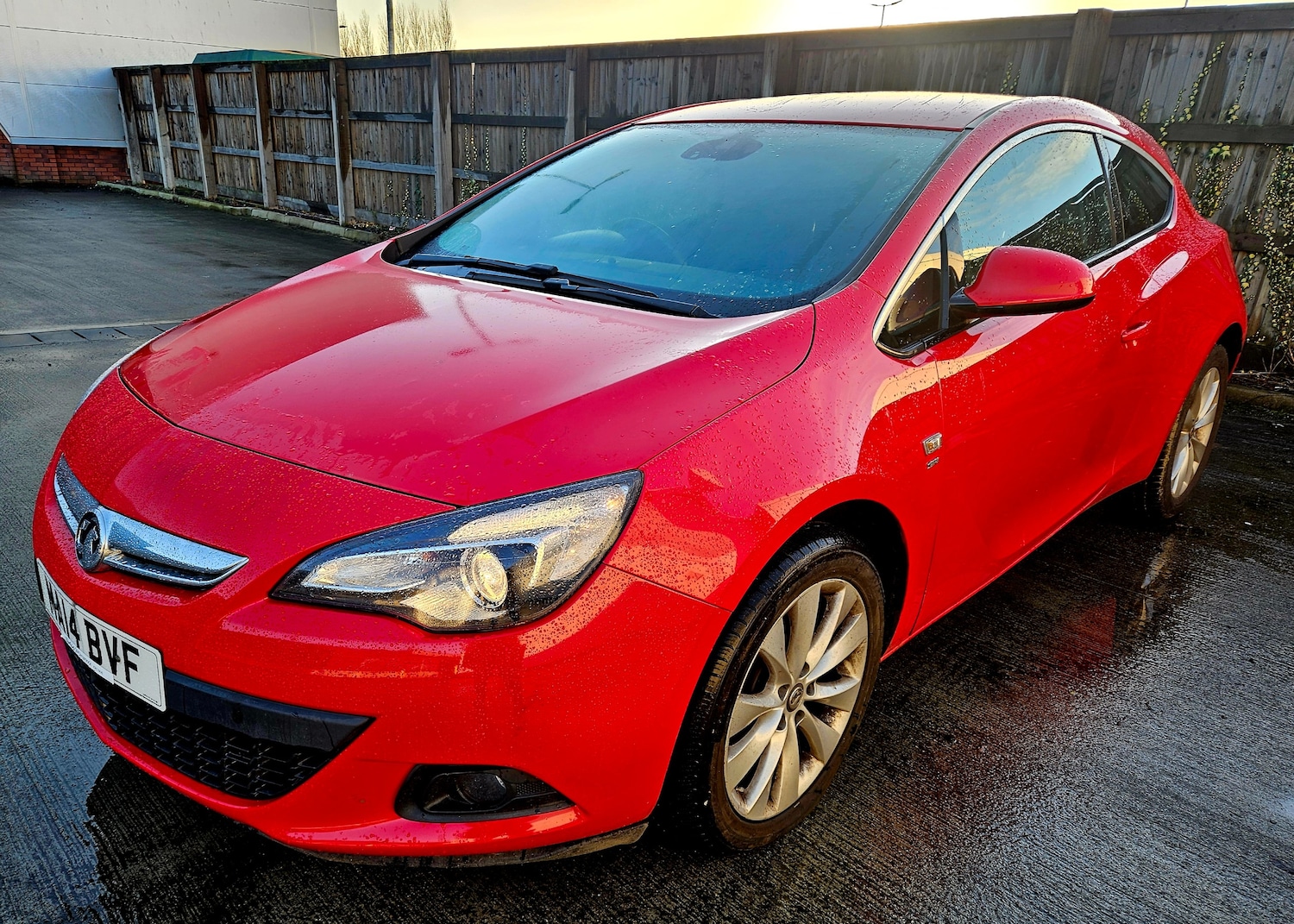 Used Vauxhall Astra for sale - 77220921: Photo 3