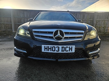 Used Mercedes-Benz C Class 2011 for sale - 77614663: Photo