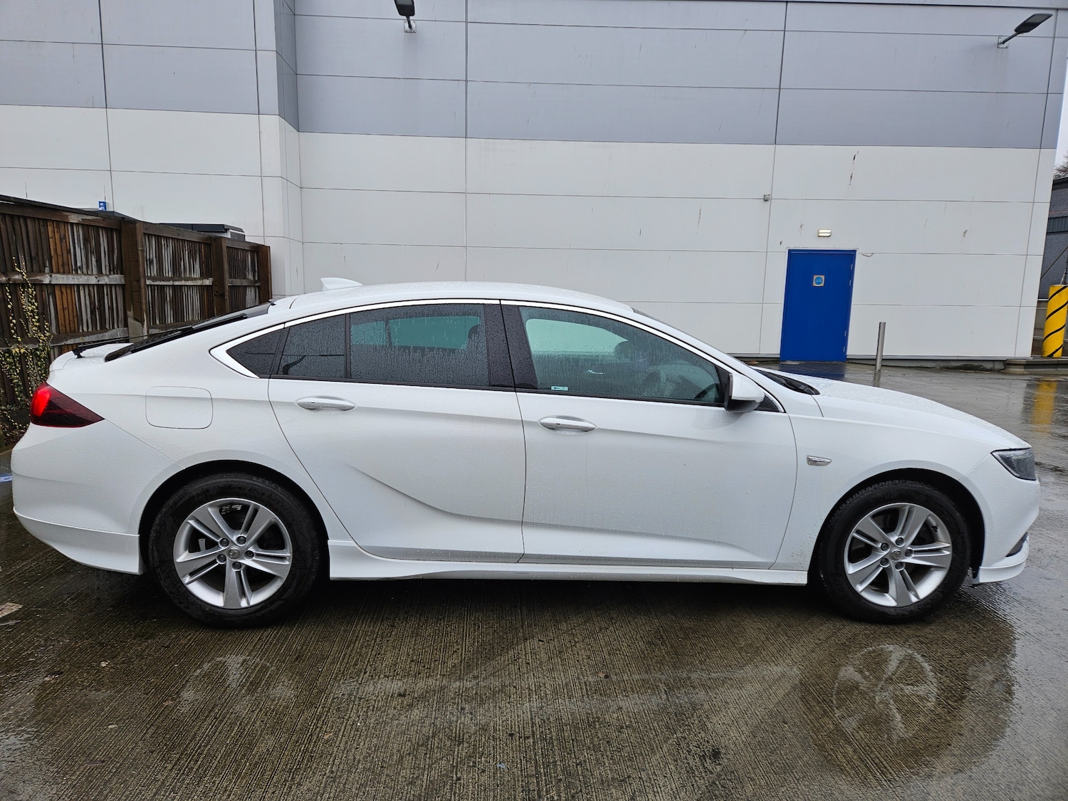 Used Vauxhall Insignia for sale - 77614665: Photo 9