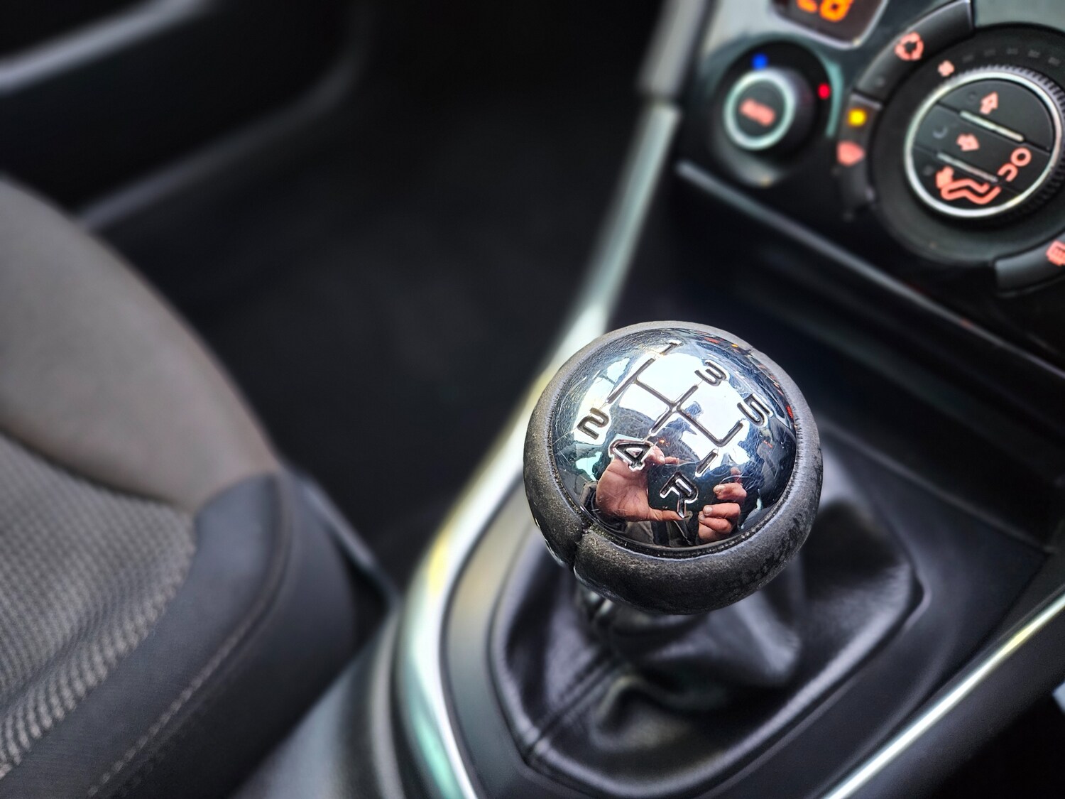 Used Peugeot 308 2014 for sale - 77614653: Photo 24