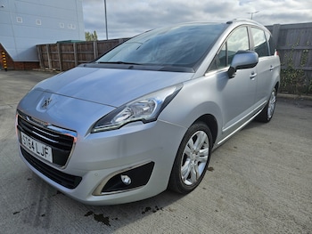 Used Peugeot 5008 2014 for sale - 78197191: Photo