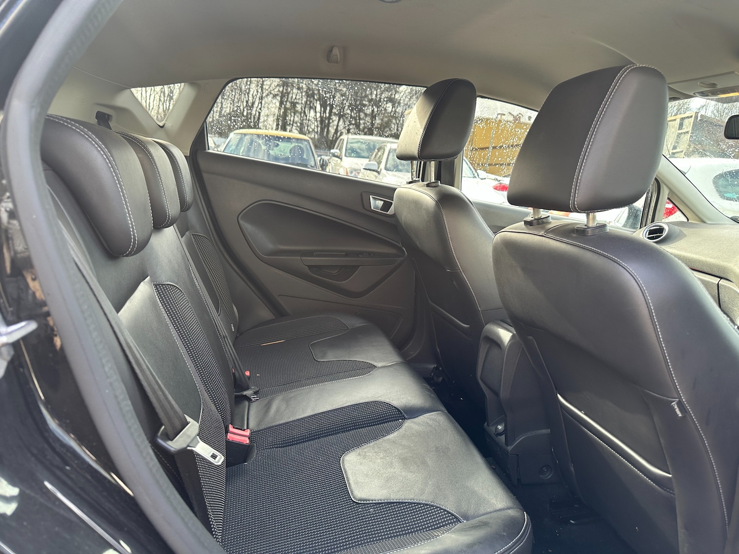 Used Ford Fiesta 2015 for sale - 78011866: Photo 3