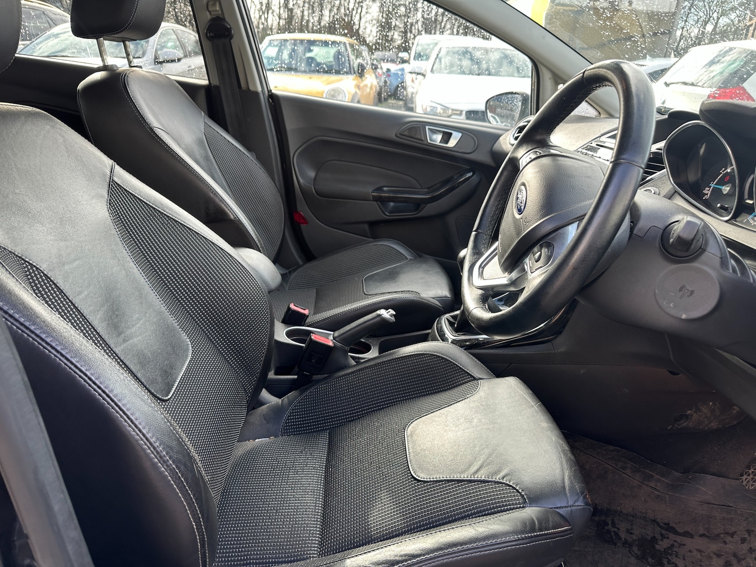 Used Ford Fiesta 2015 for sale - 78011866: Photo 4