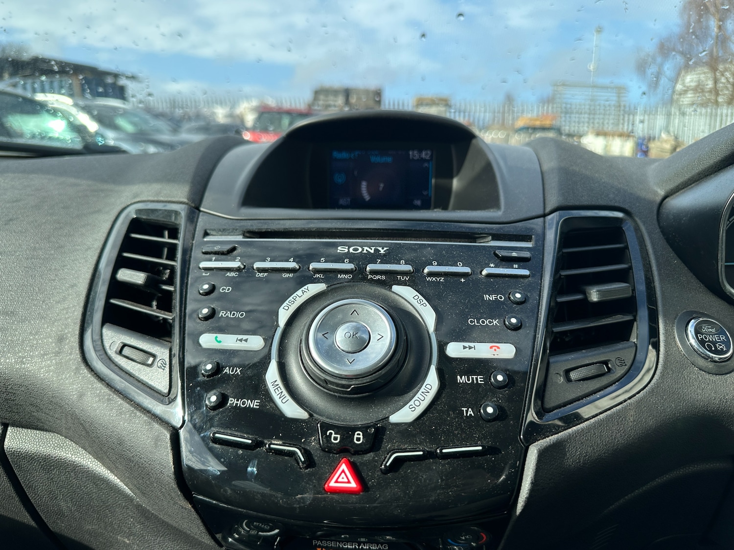 Used Ford Fiesta 2015 for sale - 78011866: Photo 6