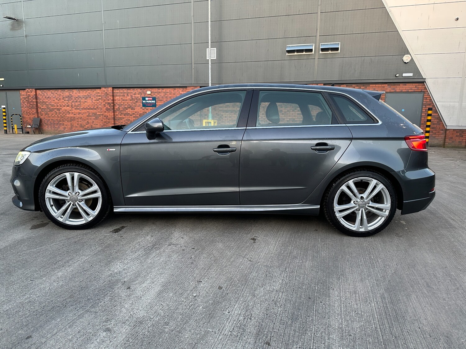 Used Audi A3 2018 for sale - 77855815: Photo 5