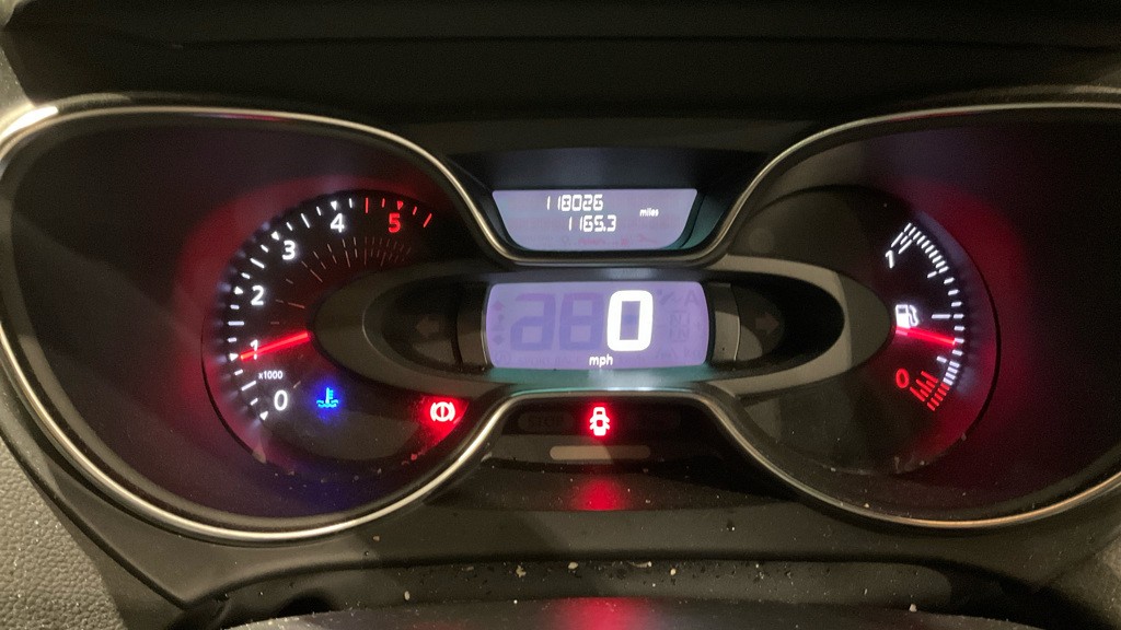 Used Renault Captur 2017 for sale - 77638298: Photo 7