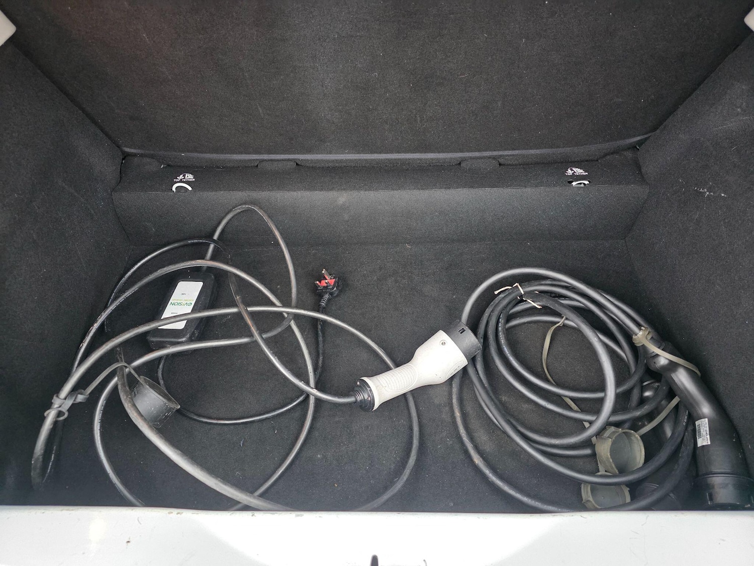 Used Renault Zoe 2015 for sale - 77305875: Photo 11