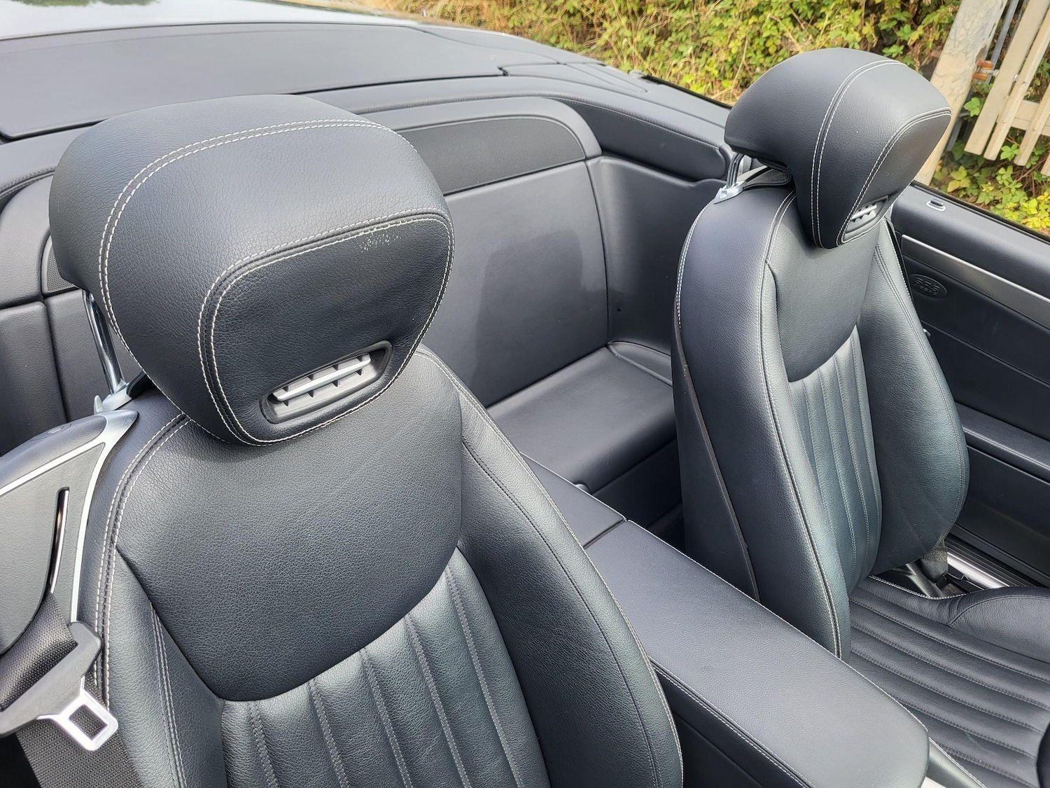 Used Mercedes-Benz SL 2010 for sale - 76539132: Photo 22