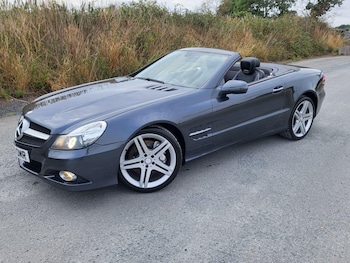 Used Mercedes-Benz SL 2010 for sale - 76539132: Photo