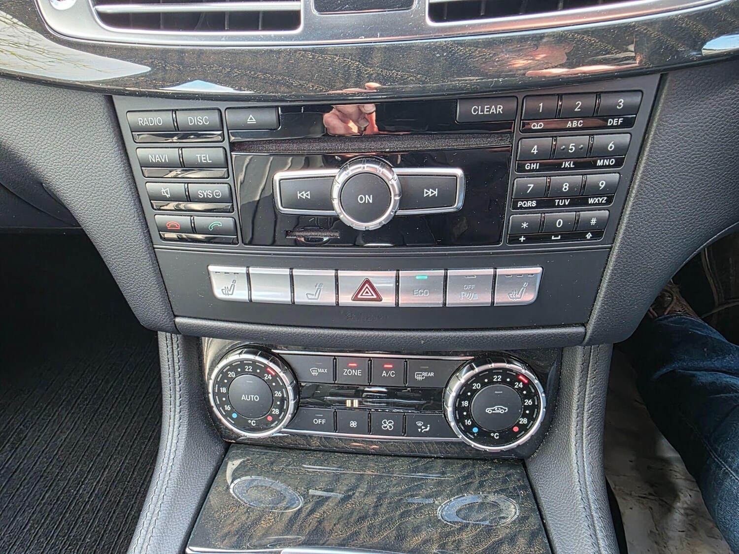 Used Mercedes-Benz CLS 2014 for sale - 77469231: Photo 26