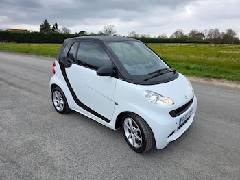 smart fortwo feature image