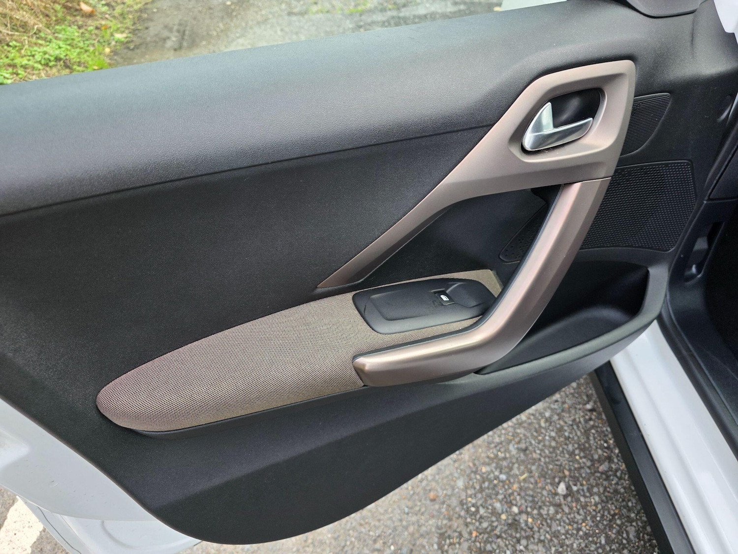 Used Peugeot 2008 2013 for sale - 76538316: Photo 19