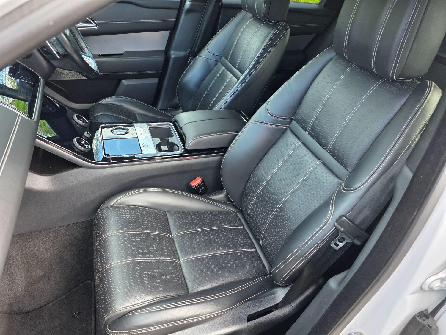 Used Land Rover Range Rover Velar for sale - 78115280: Photo 27