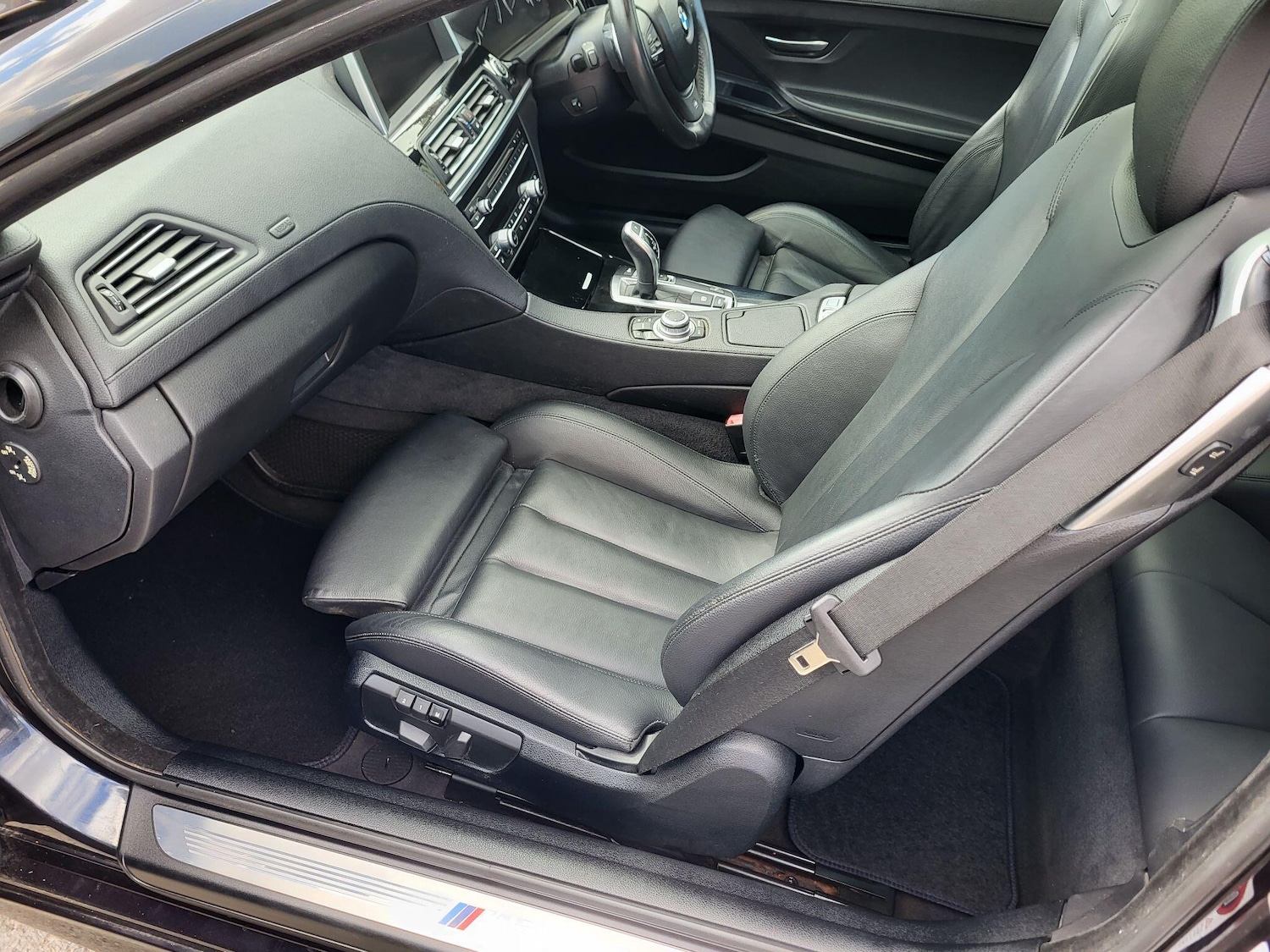 Used BMW 6 Series 2012 for sale - 76645042: Photo 16