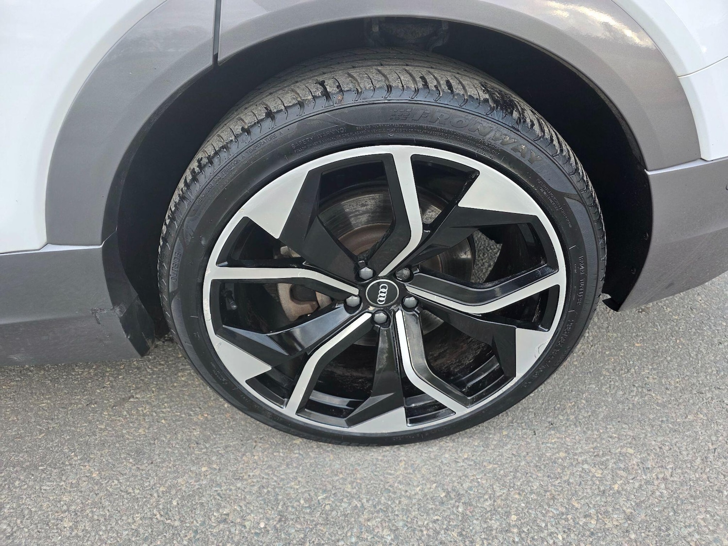 Used Audi e-tron 2020 for sale - 77267972: Photo 12