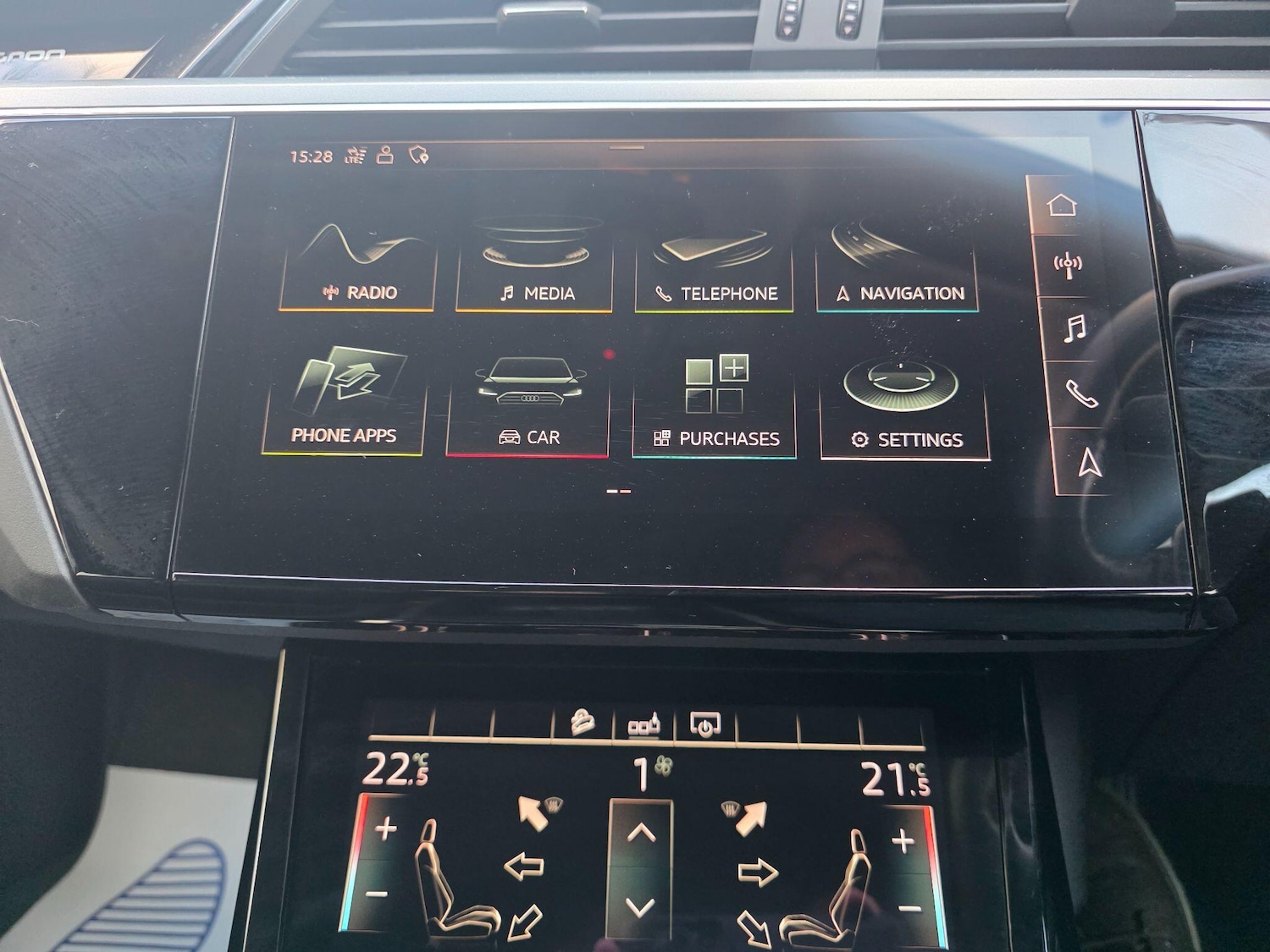 Used Audi e-tron 2020 for sale - 77267972: Photo 25