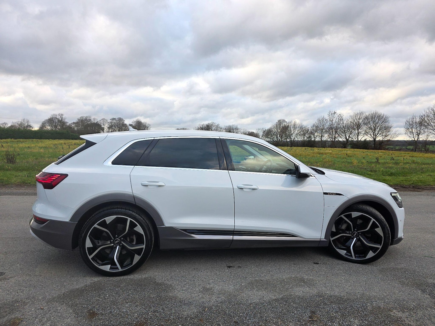 Used Audi e-tron 2020 for sale - 77267972: Photo 8