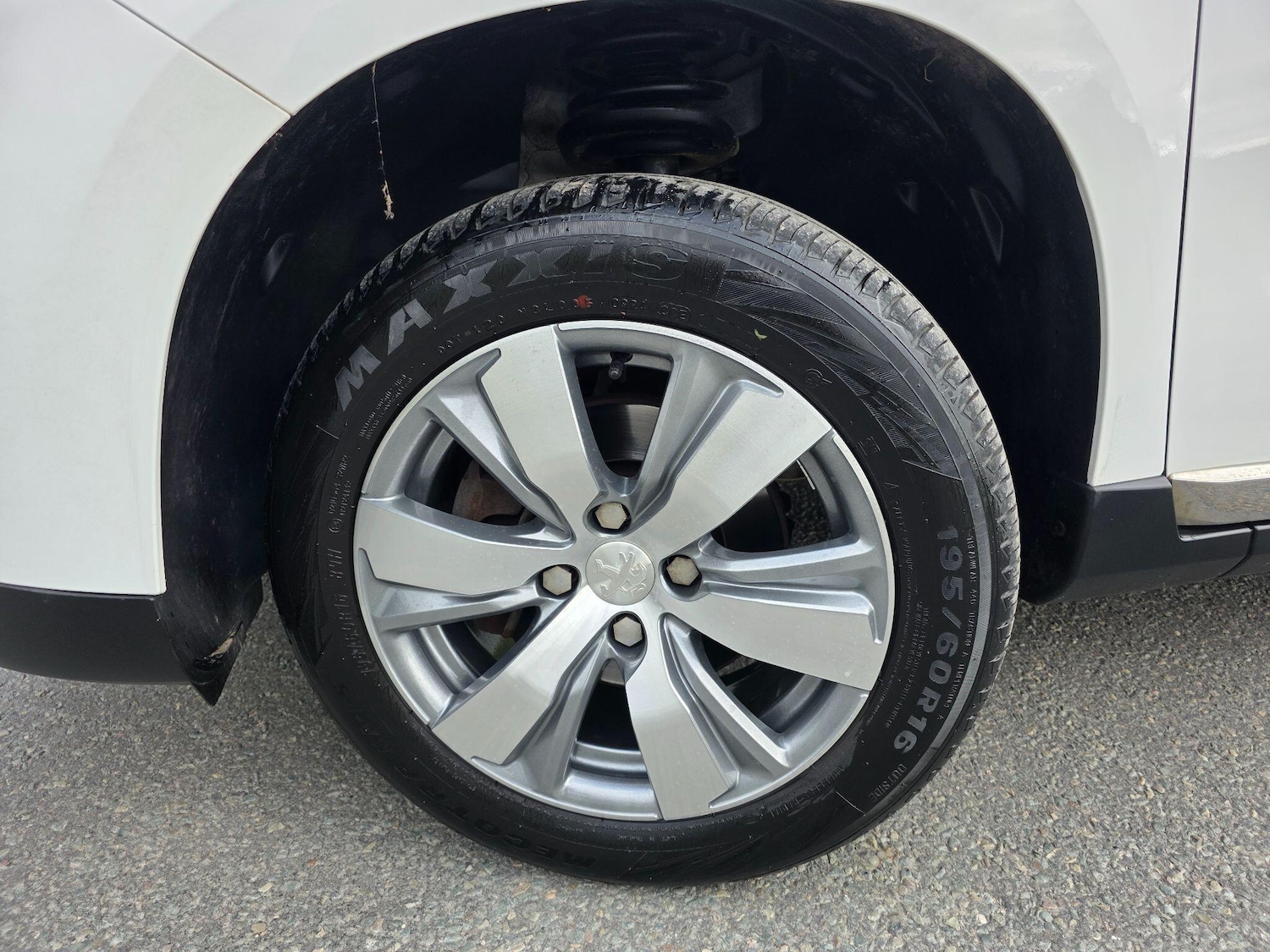 Used Peugeot 2008 2013 for sale - 76584683: Photo 11