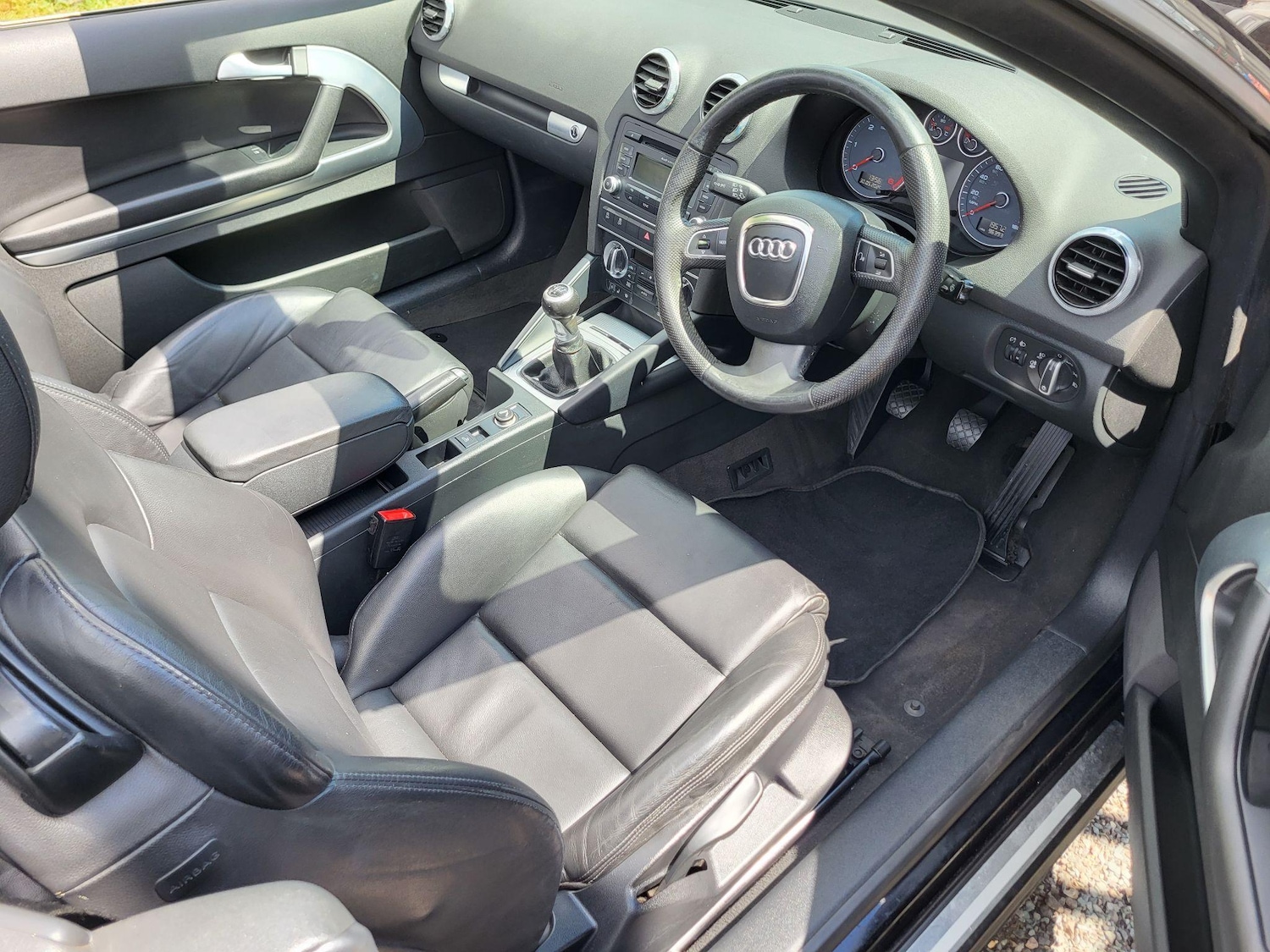 Used Audi A3 Cabriolet for sale - 76539192: Photo 17