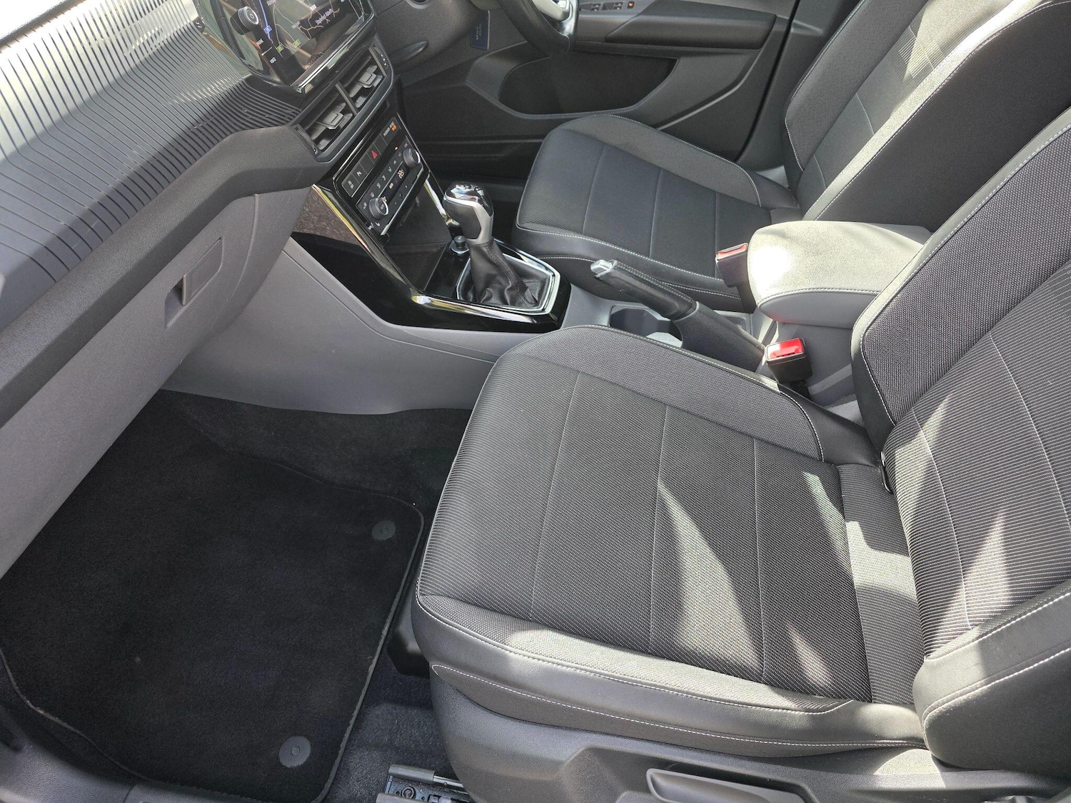 Used Volkswagen T-Cross 2019 for sale - 77658023: Photo 16