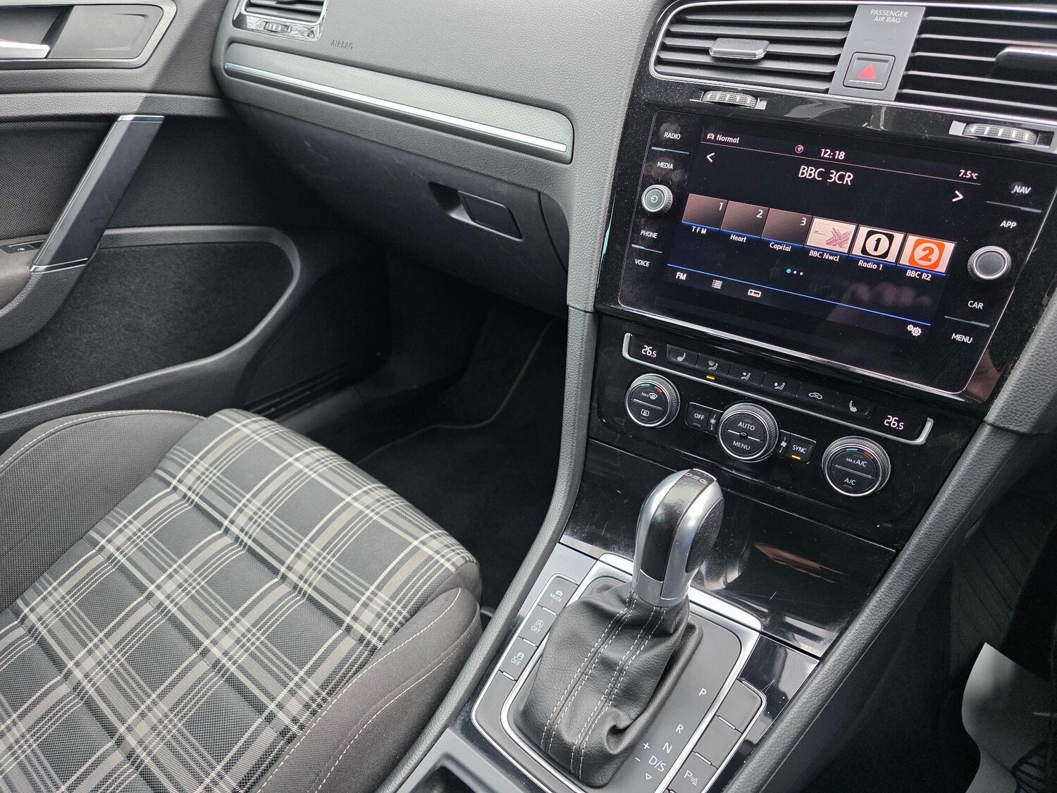 Used Volkswagen Golf 2018 for sale - 77573891: Photo 11