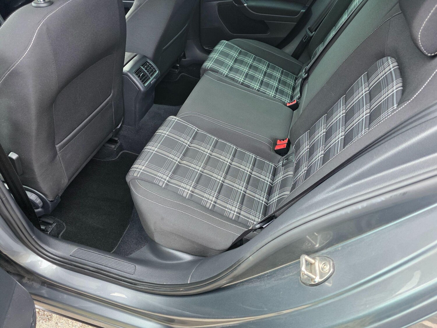 Used Volkswagen Golf 2018 for sale - 77573891: Photo 16