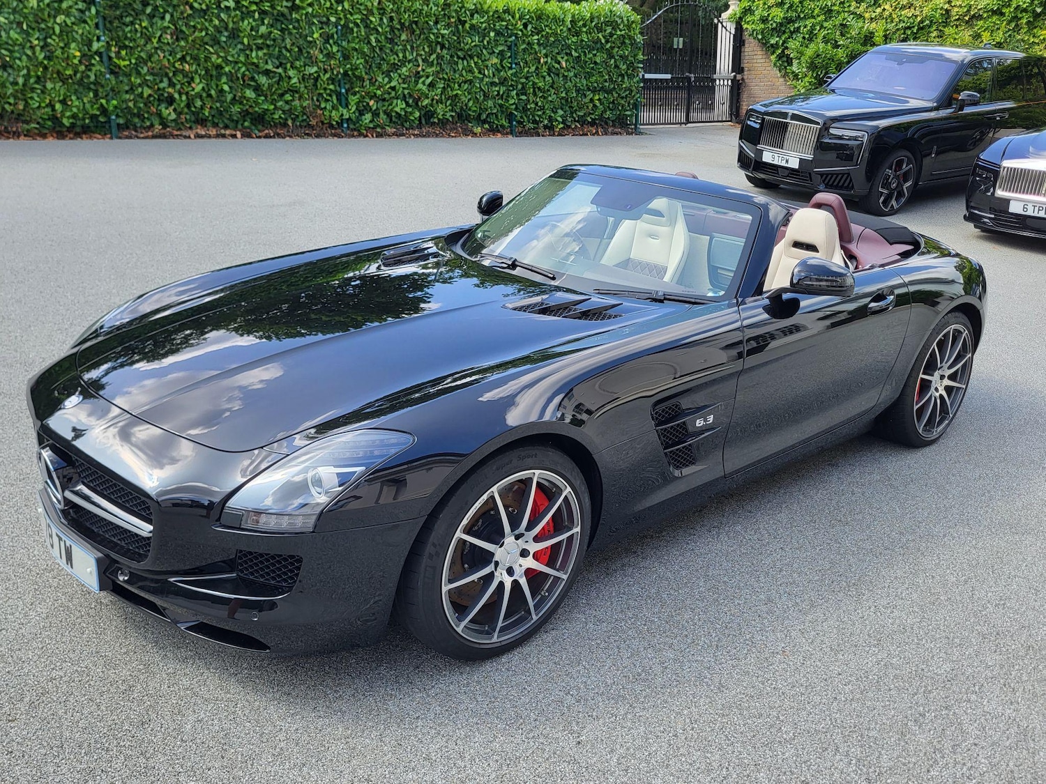 Used Mercedes-Benz SLS 2014 for sale - 76802427: Photo 3