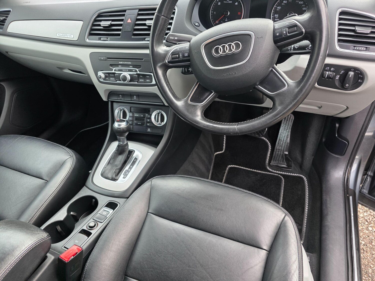 Used Audi Q3 2014 for sale - 77524812: Photo 14