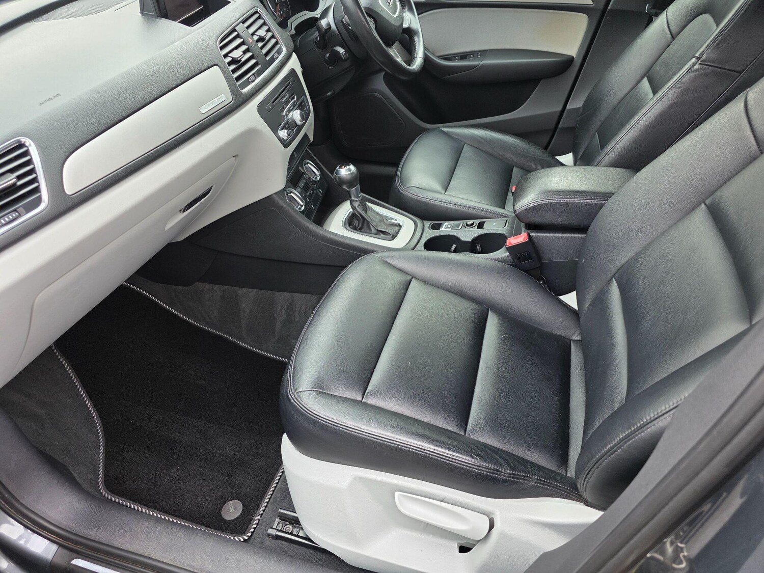 Used Audi Q3 2014 for sale - 77524812: Photo 15