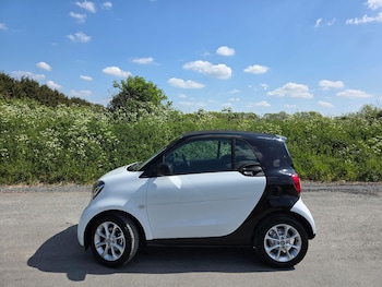 Used smart fortwo 2016 for sale - 78404780: Photo