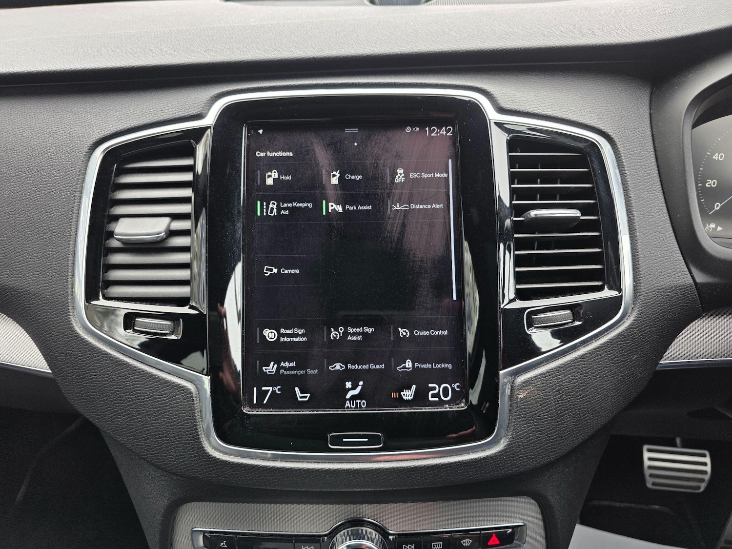 Used Volvo XC90 2016 for sale - 78063122: Photo 39