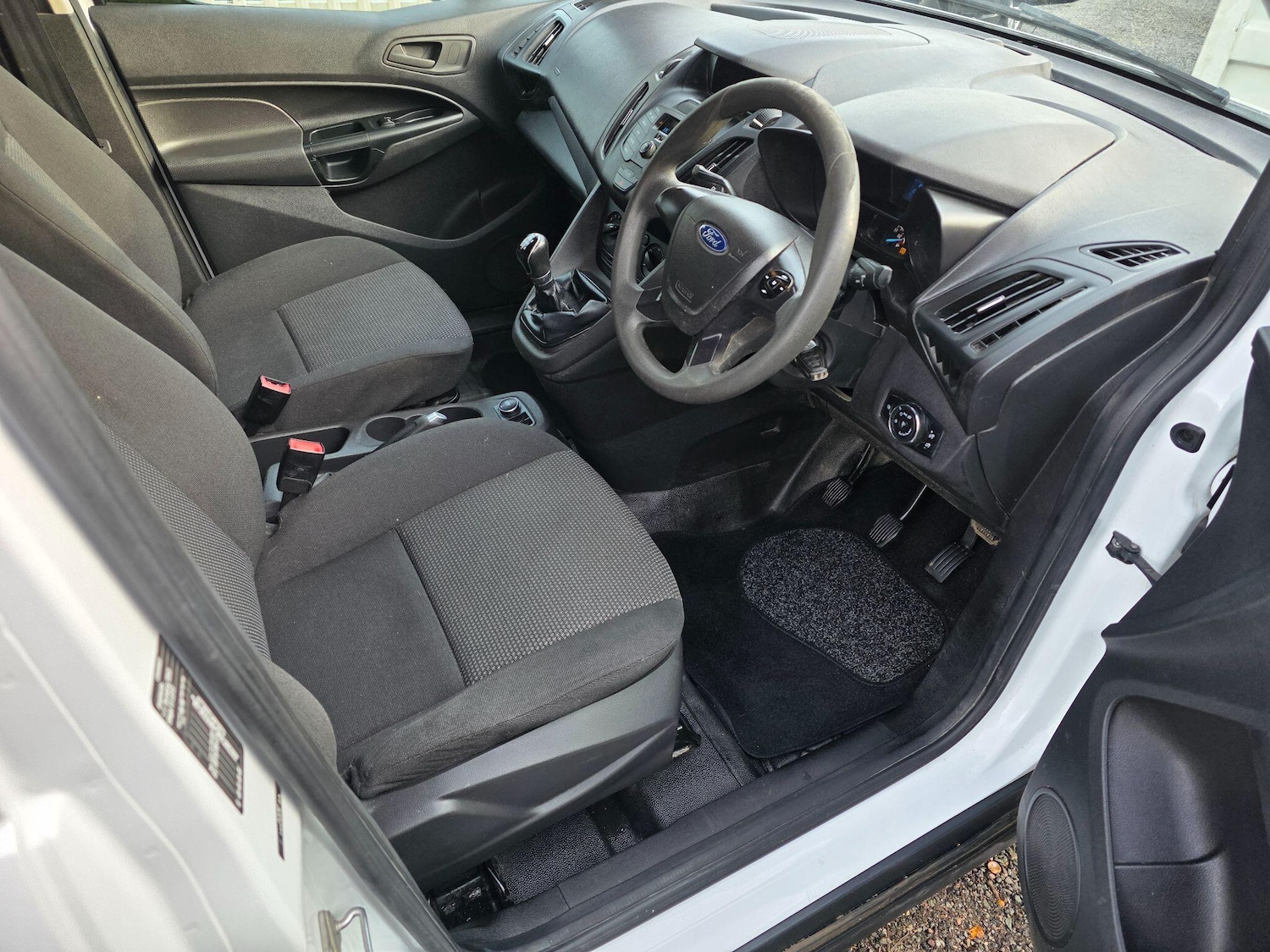 Used Ford Transit Connect 2017 for sale - 77143541: Photo 12