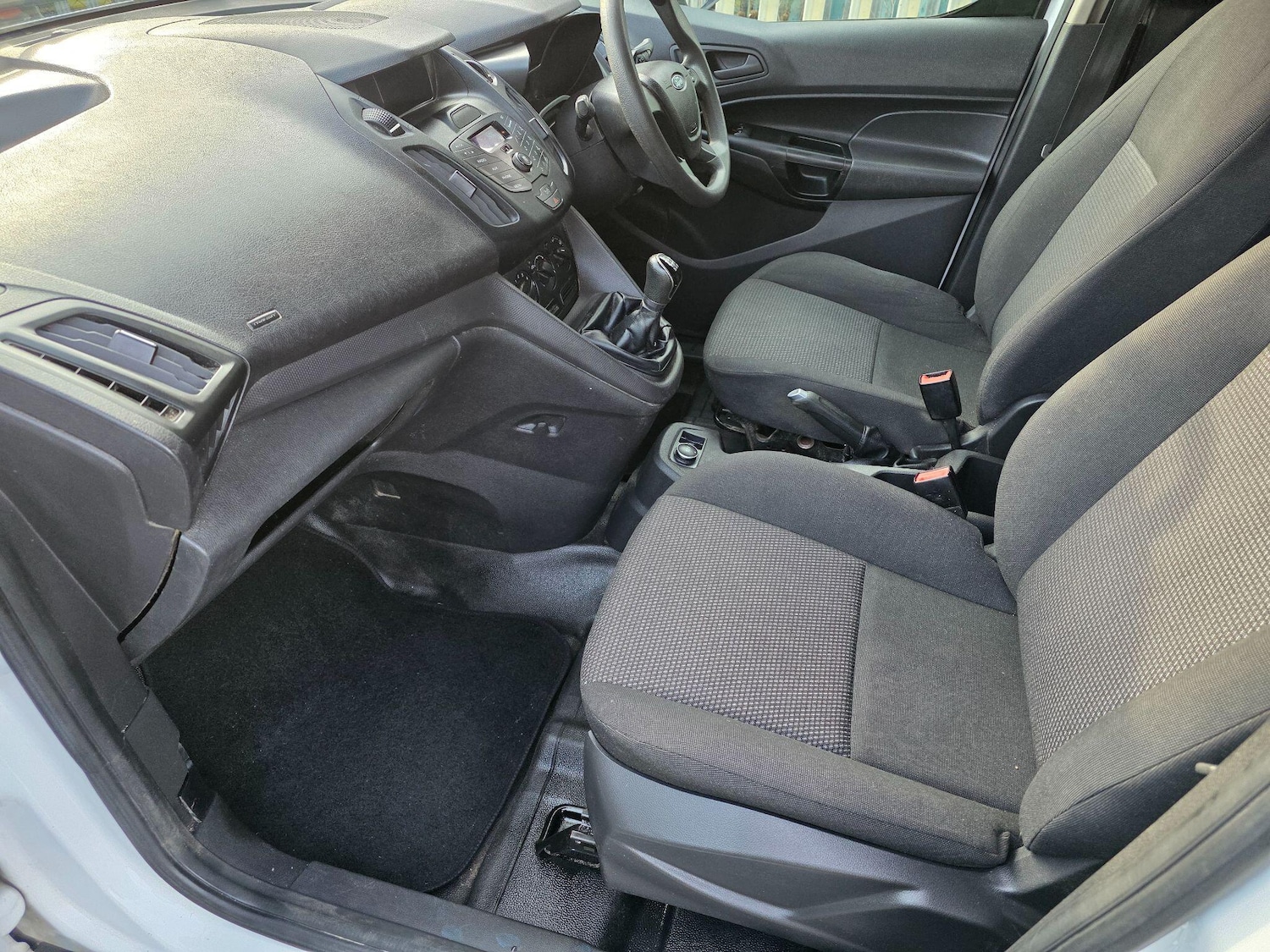 Used Ford Transit Connect 2017 for sale - 77143541: Photo 13