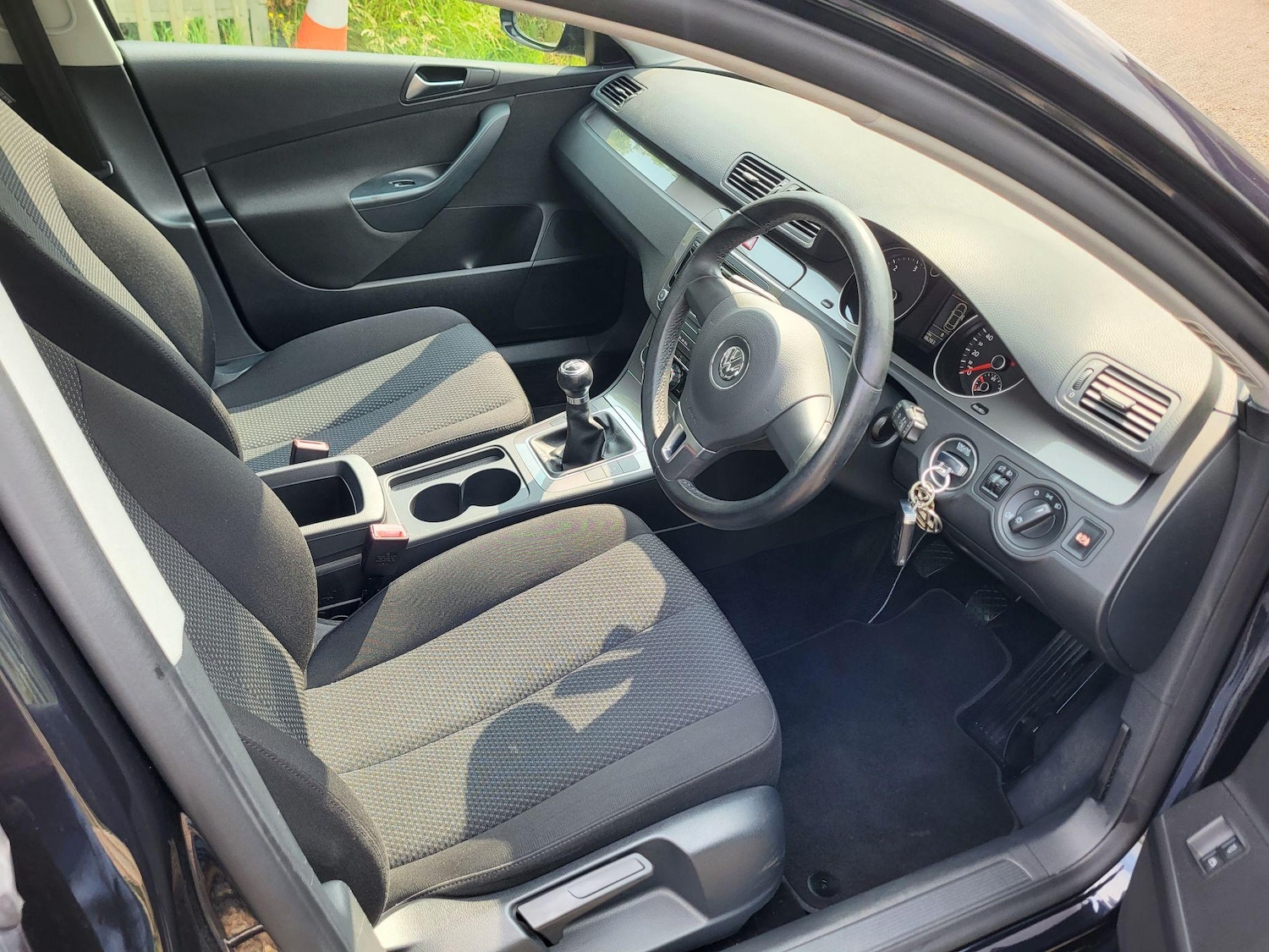 Used Volkswagen Passat 2011 for sale - 76538193: Photo 14