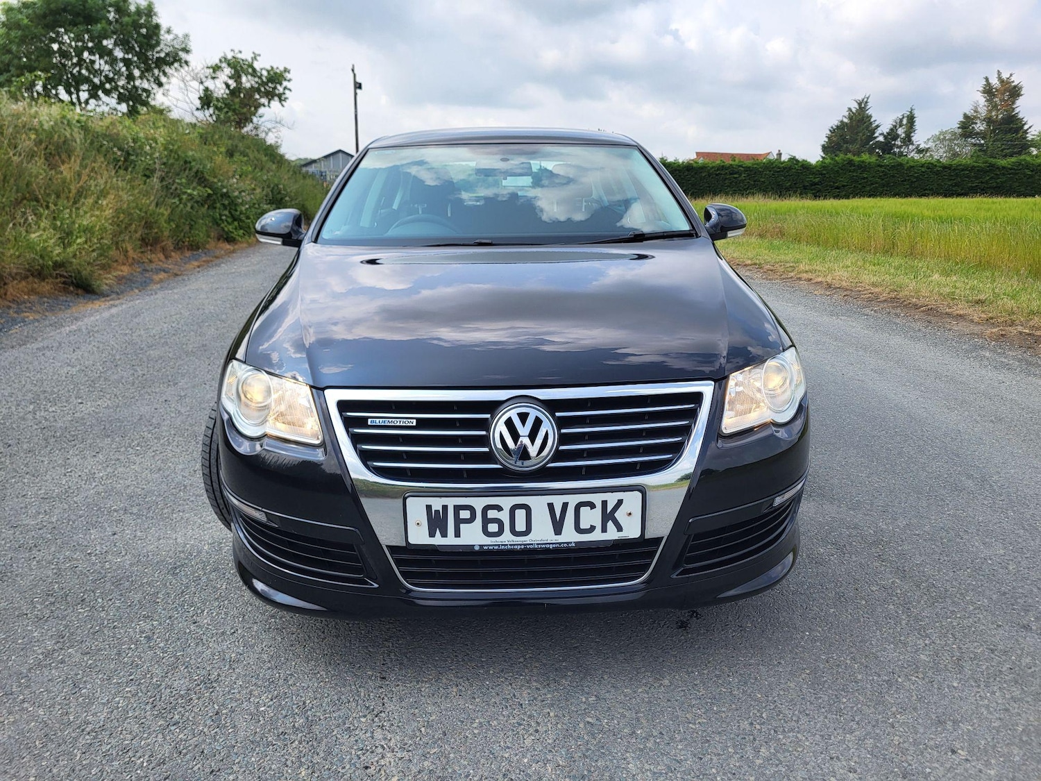 Used Volkswagen Passat 2011 for sale - 76538193: Photo 2