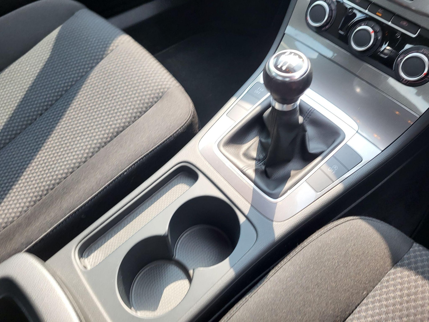 Used Volkswagen Passat 2011 for sale - 76538193: Photo 22