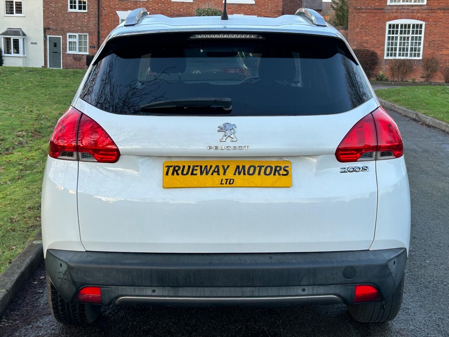 Used Peugeot 2008 2015 for sale - 77550268: Photo 15