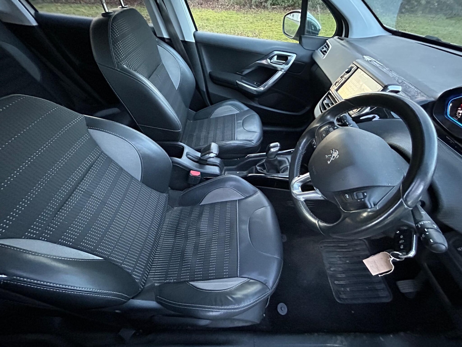 Used Peugeot 2008 2015 for sale - 77550268: Photo 22