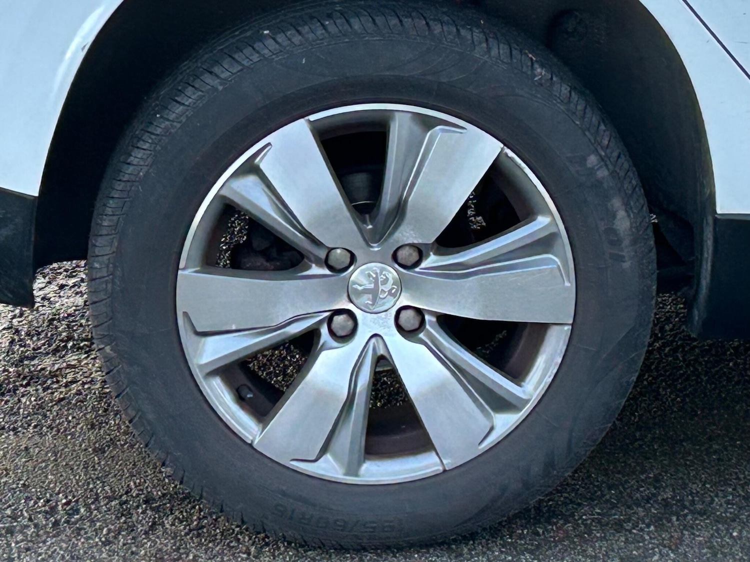 Used Peugeot 2008 2015 for sale - 77550268: Photo 34