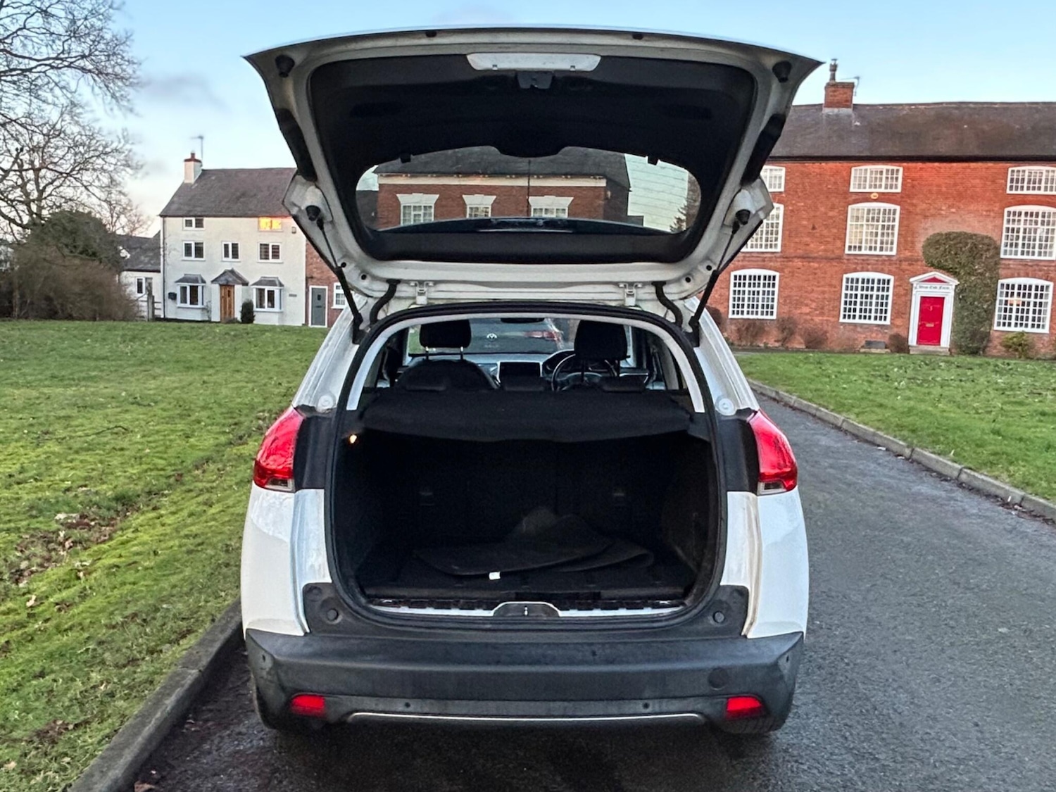 Used Peugeot 2008 2015 for sale - 77550268: Photo 41